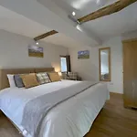 Dalecote Barn 3* 英格尔顿