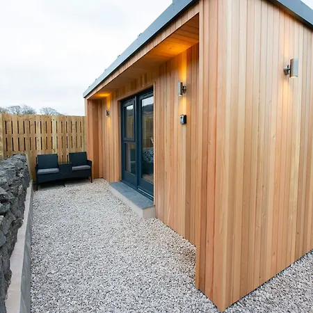 Dalecote Barn 3* إنغيلتون